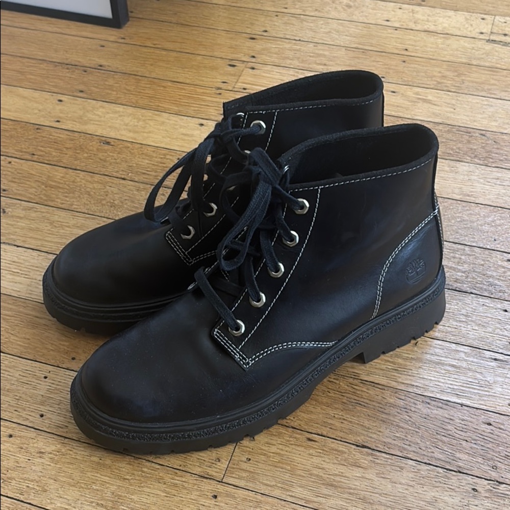 Timberland black leather boots size 9 never worn